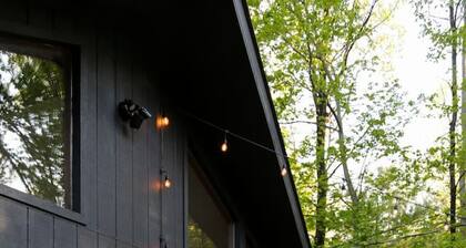 Luxurious Cabin by Ski & Lake w/ Community Pool