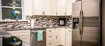 Cottage at Gray Fox- Many Attraction- Pet Friendly