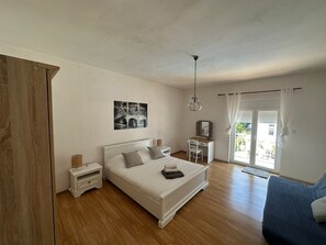 4 Schlafzimmer, WLAN, Bettwäsche
