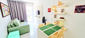 Family Apartment, Courtyard View | Living area - Flats no Muro Alto Clube (Ipojuca)