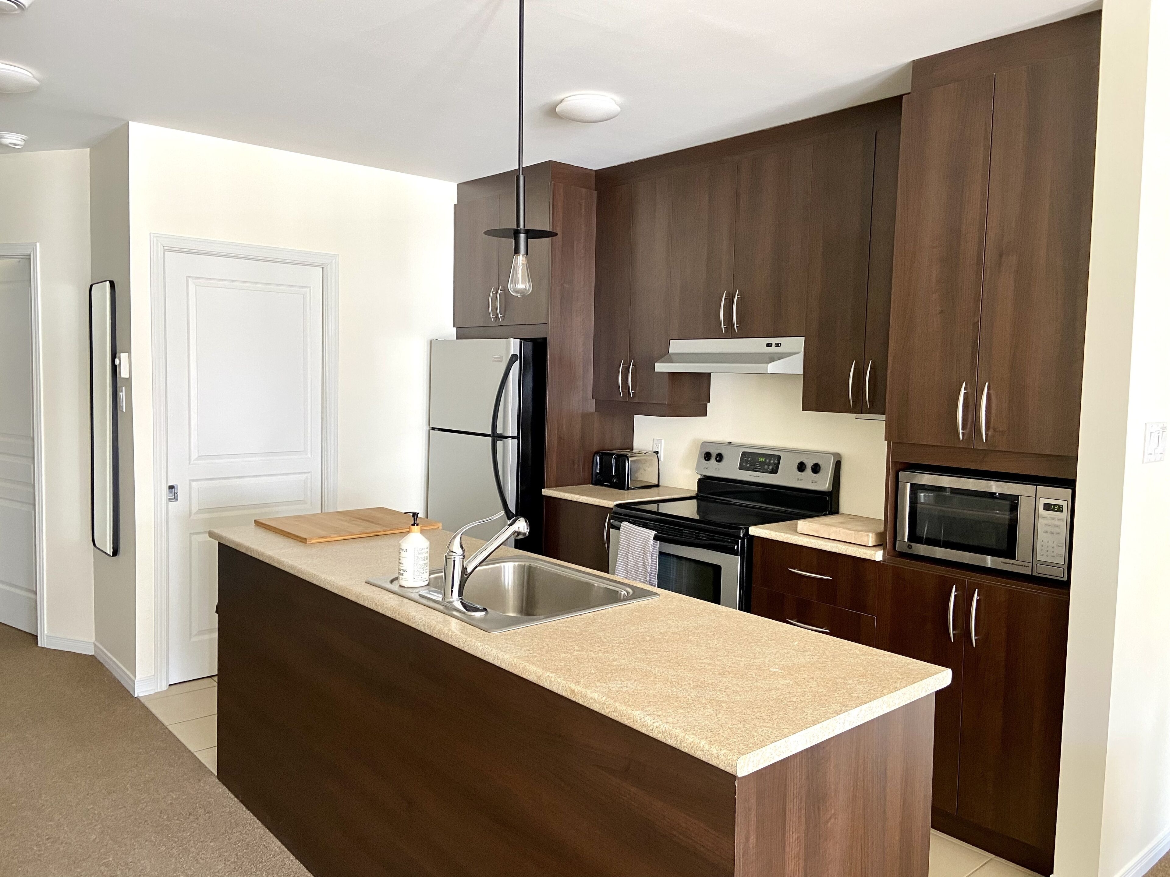 E104 Condo ski in ski out / bike in bike out