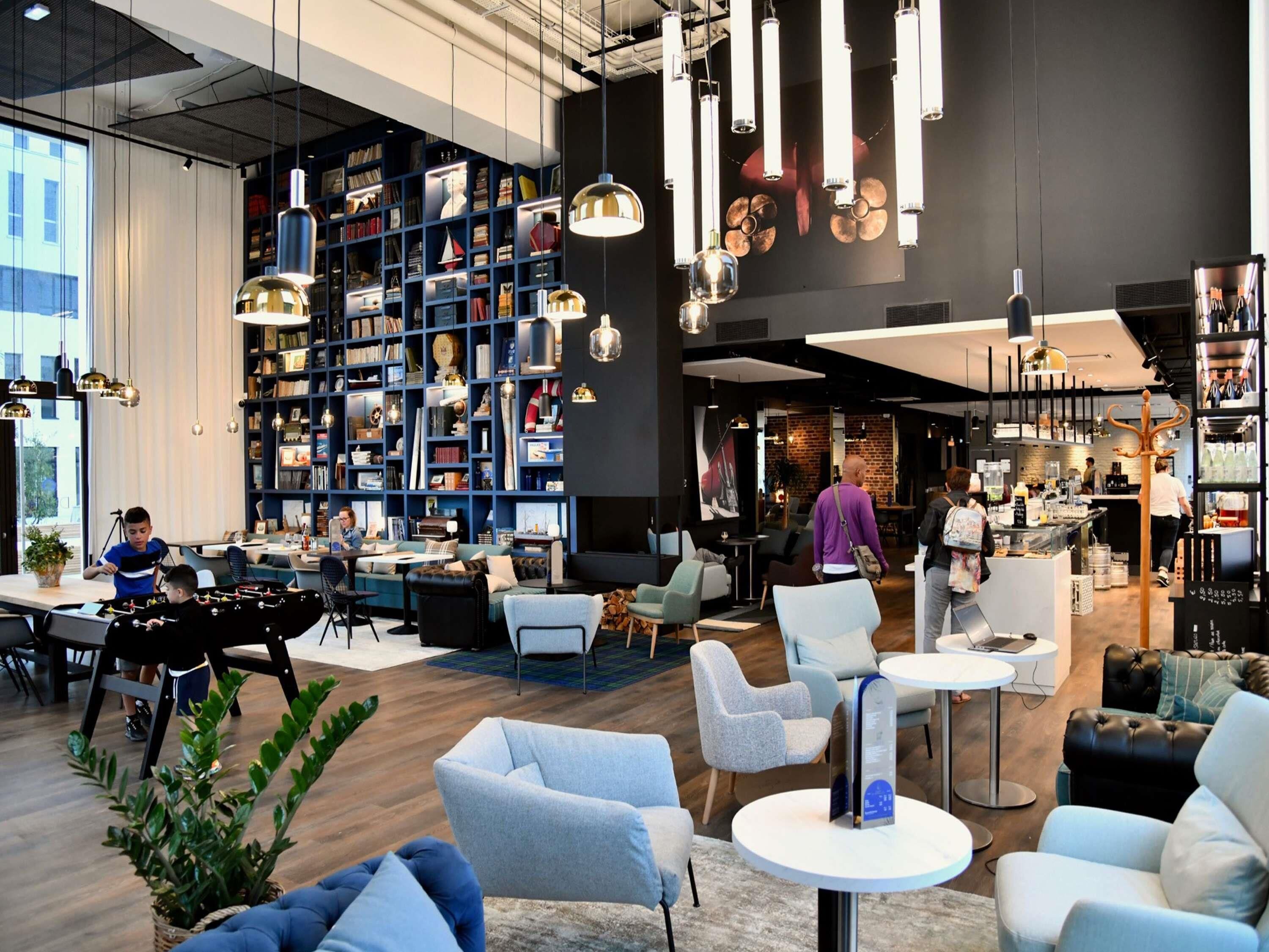 บริเวณภายนอก