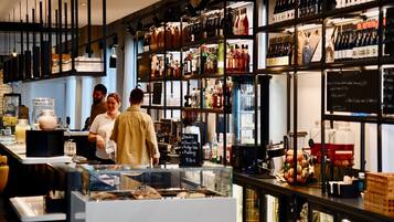 Bar (en la propiedad)