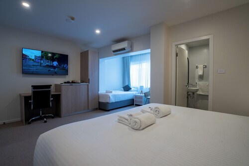 Belmont Hotel Lake Macquarie