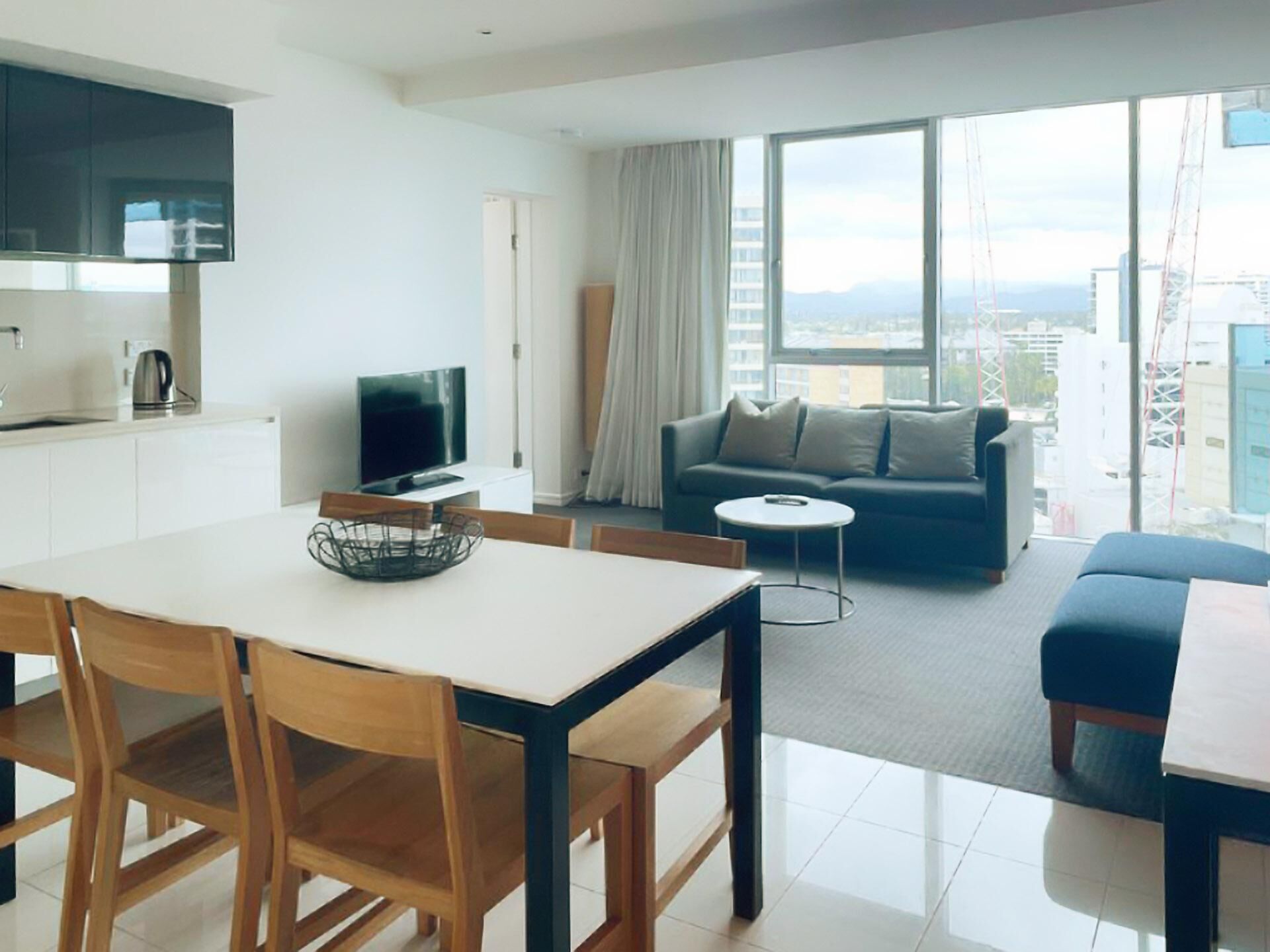 H'Residences – Spacious 2 Bed City View — Q Stay — image 6