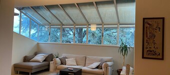 Under The Moon: House in the Countryside Family Apartment with Balcony and Garden