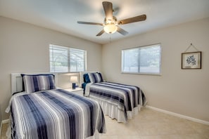 3 bedrooms, iron/ironing board, free WiFi, bed sheets