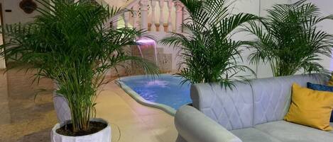 Télévision à écran plat