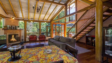 Family House | Living area | 42-inch LED TV with digital channels, TV, fireplace