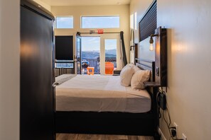 Iron/ironing board, WiFi