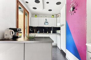 Unclassified image, 3 of 23, button - 3 bedroom apartment, large living room, garden and terrace (Lognes)