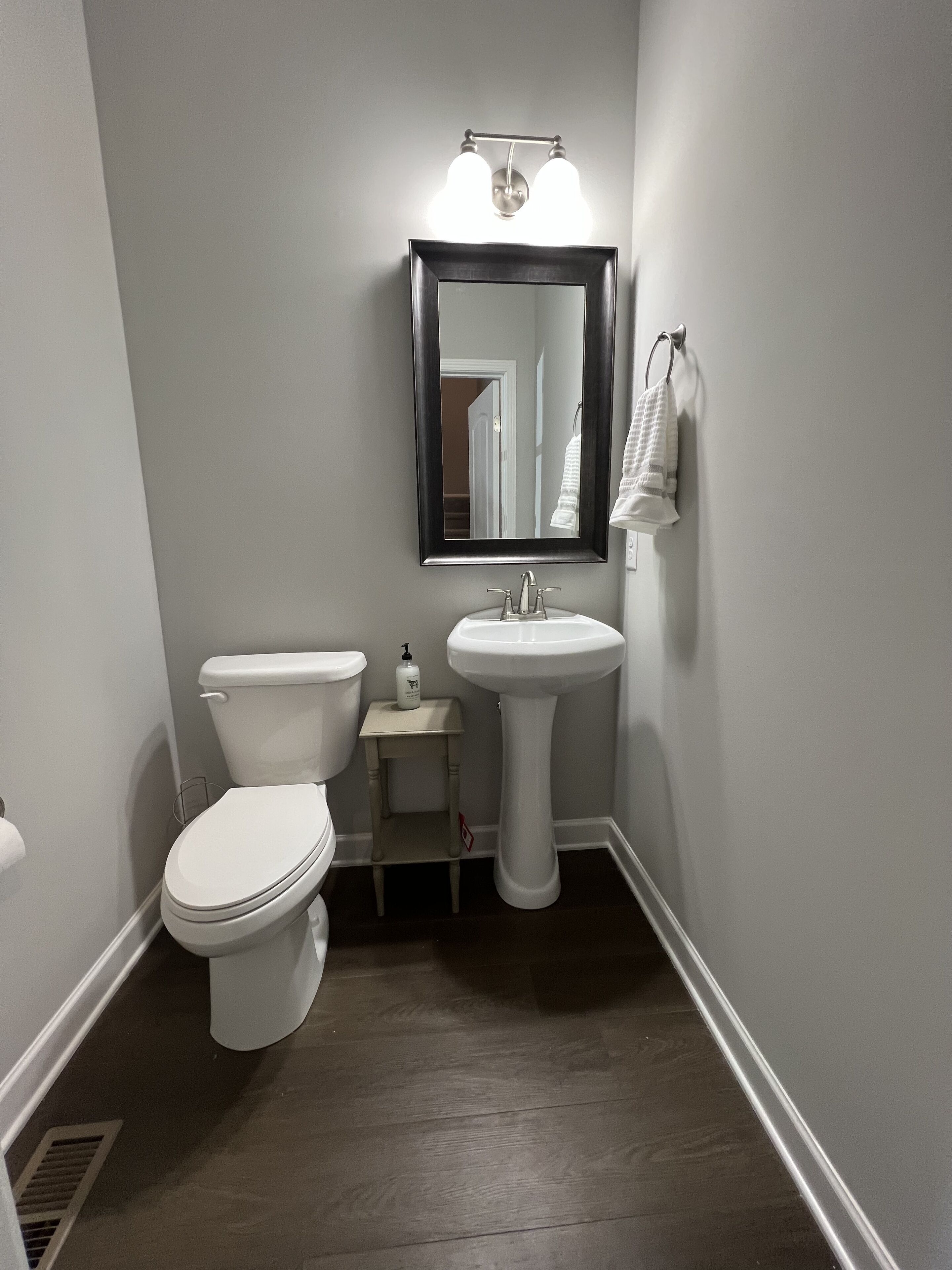 Ruby's Cottage at Tims Ford Lake W/ GOLF CART