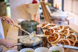 Petit déjeuner buffet (168 CNY par personne)