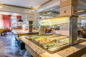 Buffet - Talea Beach Hotel (Mylopotamos)