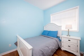 3 quartos, ferros/tábuas de passar roupa, Wi-Fi de cortesia