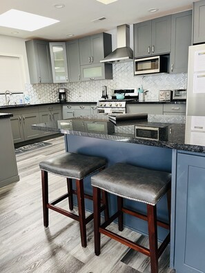 Fridge, microwave, oven, stovetop - ~Riverfront 3 Bed 2 Bath w/Gas Fireplace Hot Tub Dock & Boats. 3/4 mile to town~ (Guerneville)