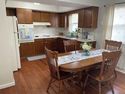 Chestnut Street Retreat