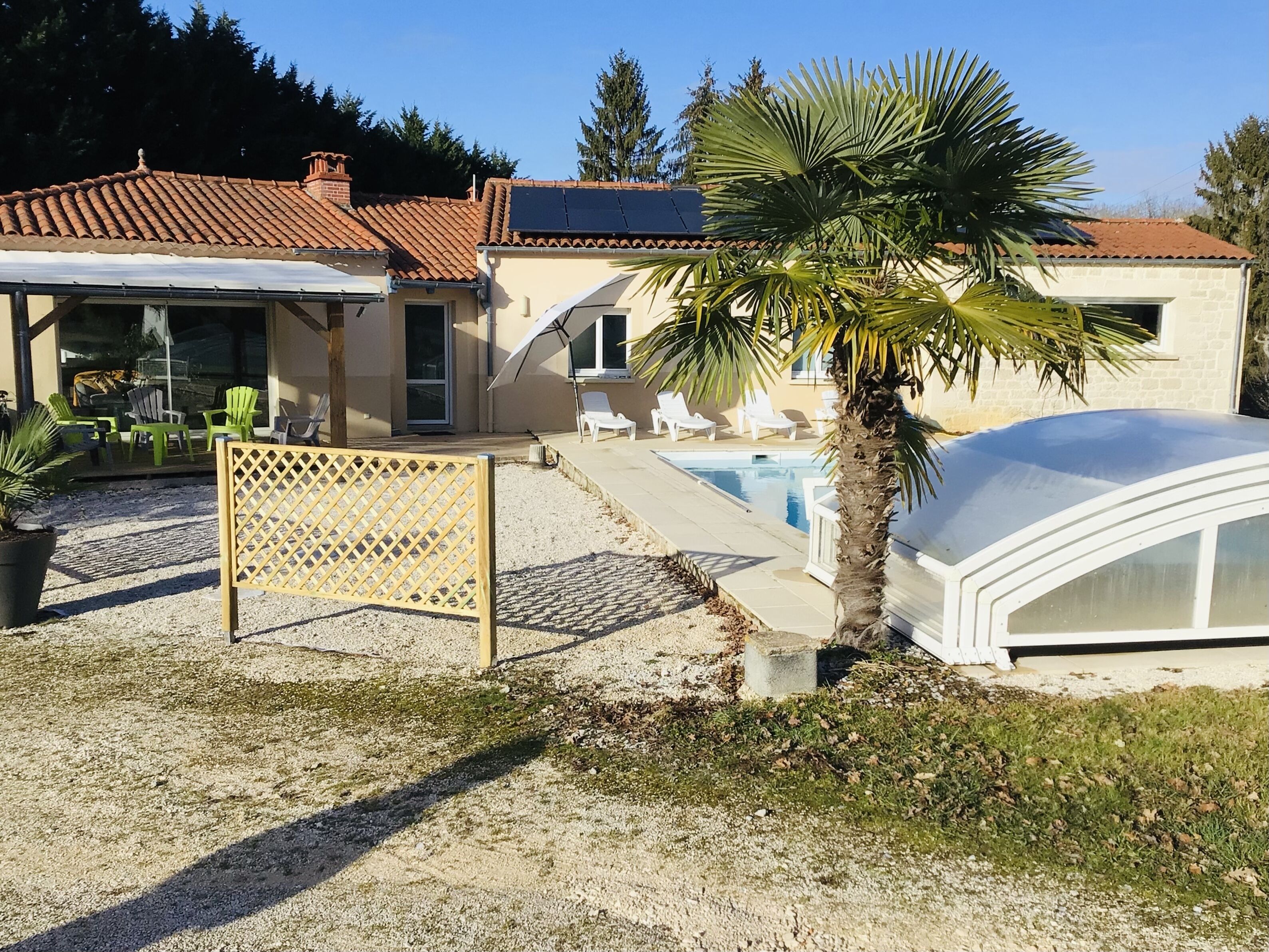 4 bedroom cottage with private swimming pool in the Dordogne Valley 