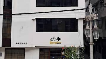 Fachada de la propiedad