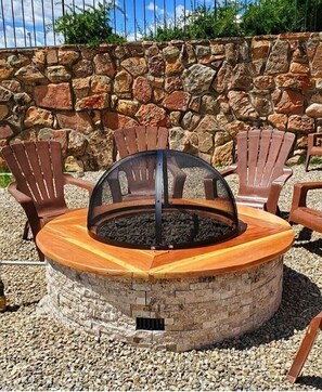 Property grounds - Cozy Mountain Suite ~ Pet Friendly + Hot Tubs, Pool (Granby)