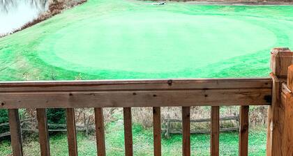 Golf Course Townhome with Deck, BBQ & Views – 4BR Mont Tremblant