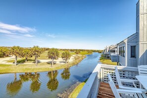 Property grounds - Golf & Ocean Views Renovated New 3 BR 3 Full Baths BHI Club Pet Friendly (Bald Head Island)