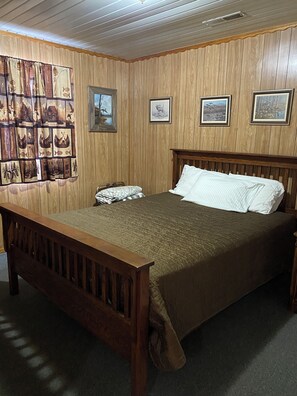 3 bedrooms, free WiFi, bed sheets