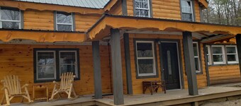 2 STORY ADIRONDACK LOG CABIN-SKI ! SKI! SKI!
