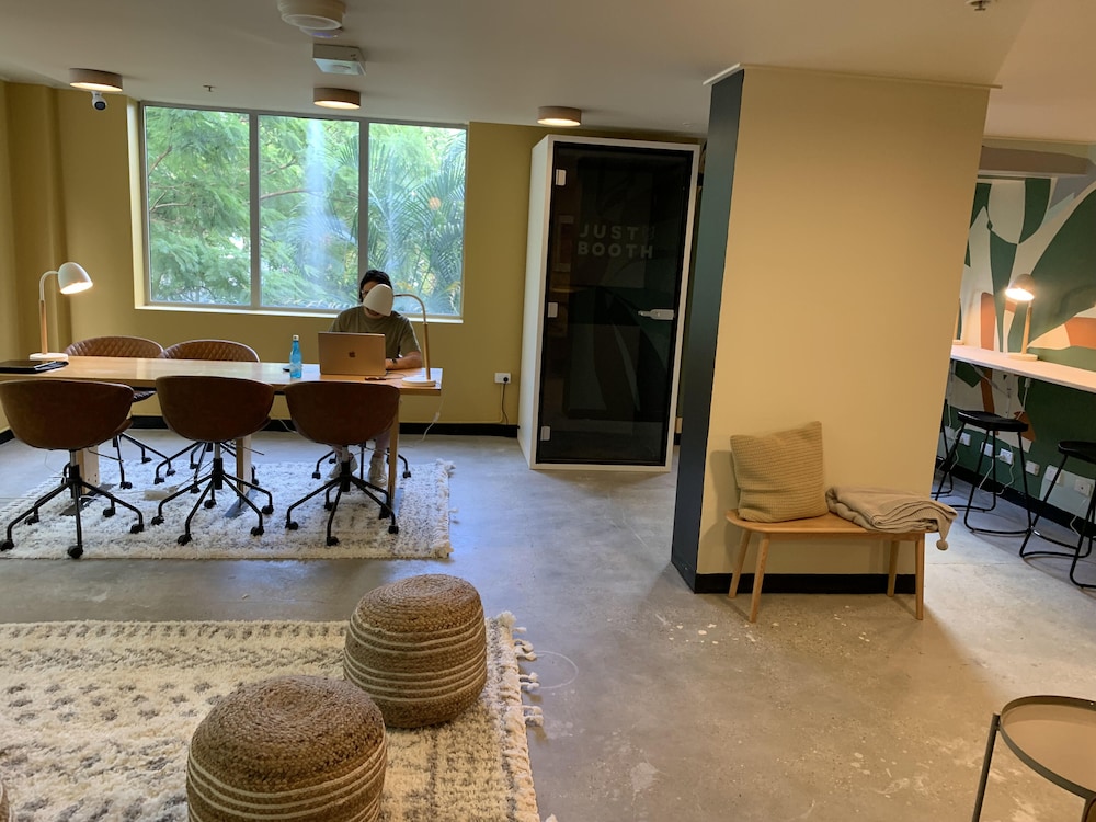 Roamer Brisbane by null