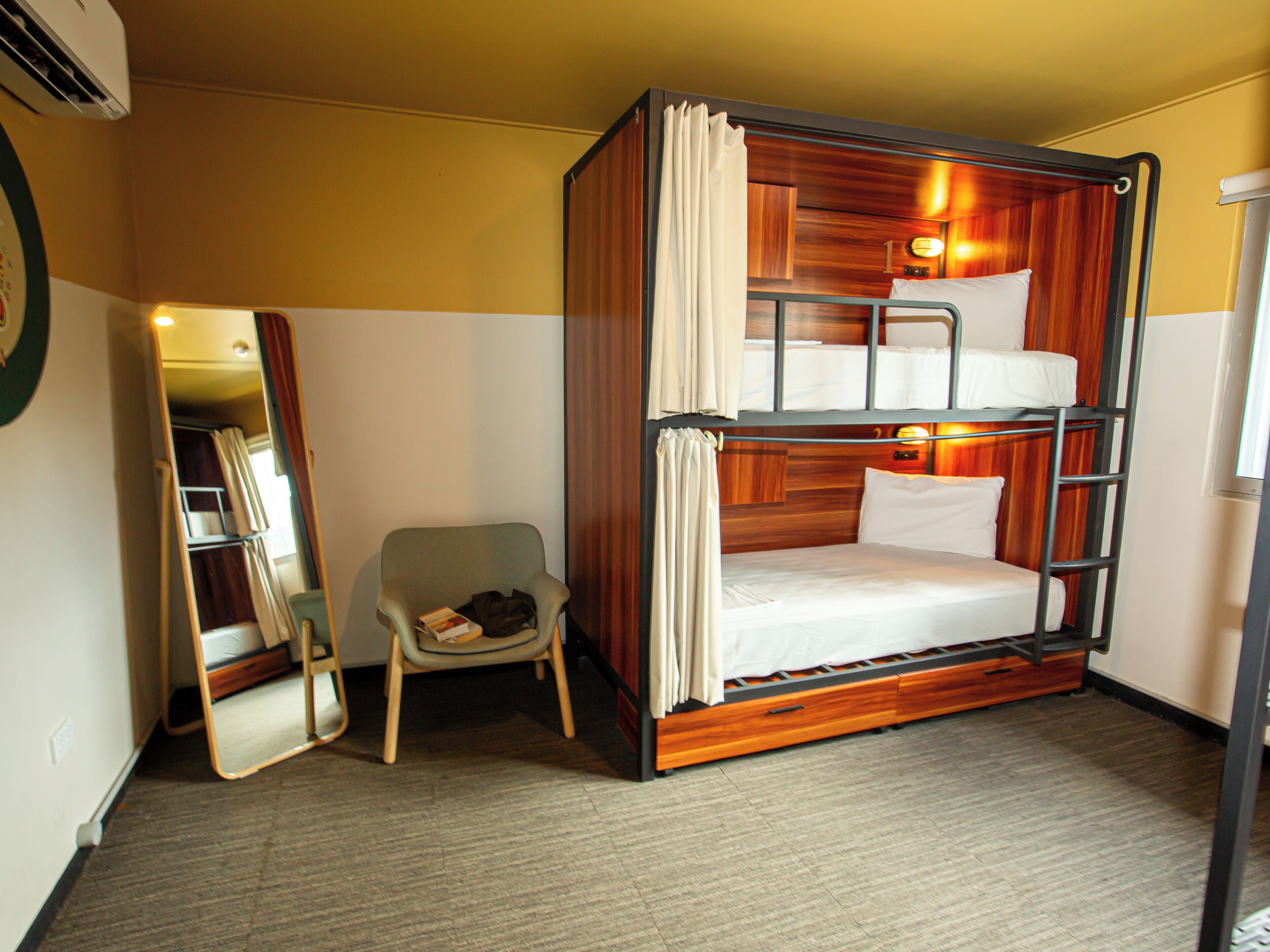 防敏寢具、熨斗/熨衫板、免費 Wi-Fi、床單