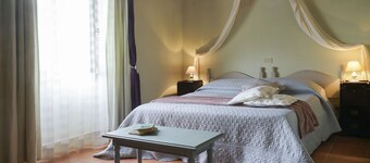 LA SUGHERA, Delicious and elegant