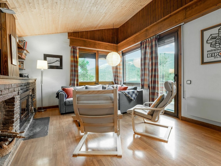 Merveilleuse Maison De Vacances Privée Pour 8 Personnes Avec Wifi, Tv, Balcon Et Animaux Admis - Bagà