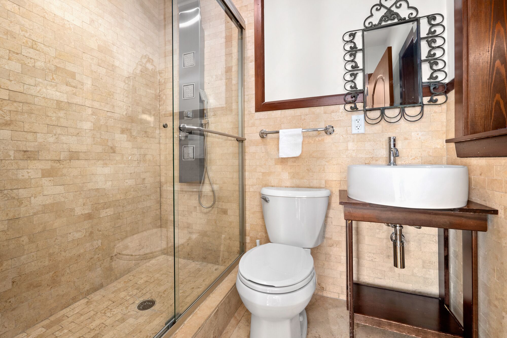 Luxury villa / Waterfront / Provate island / 5bd