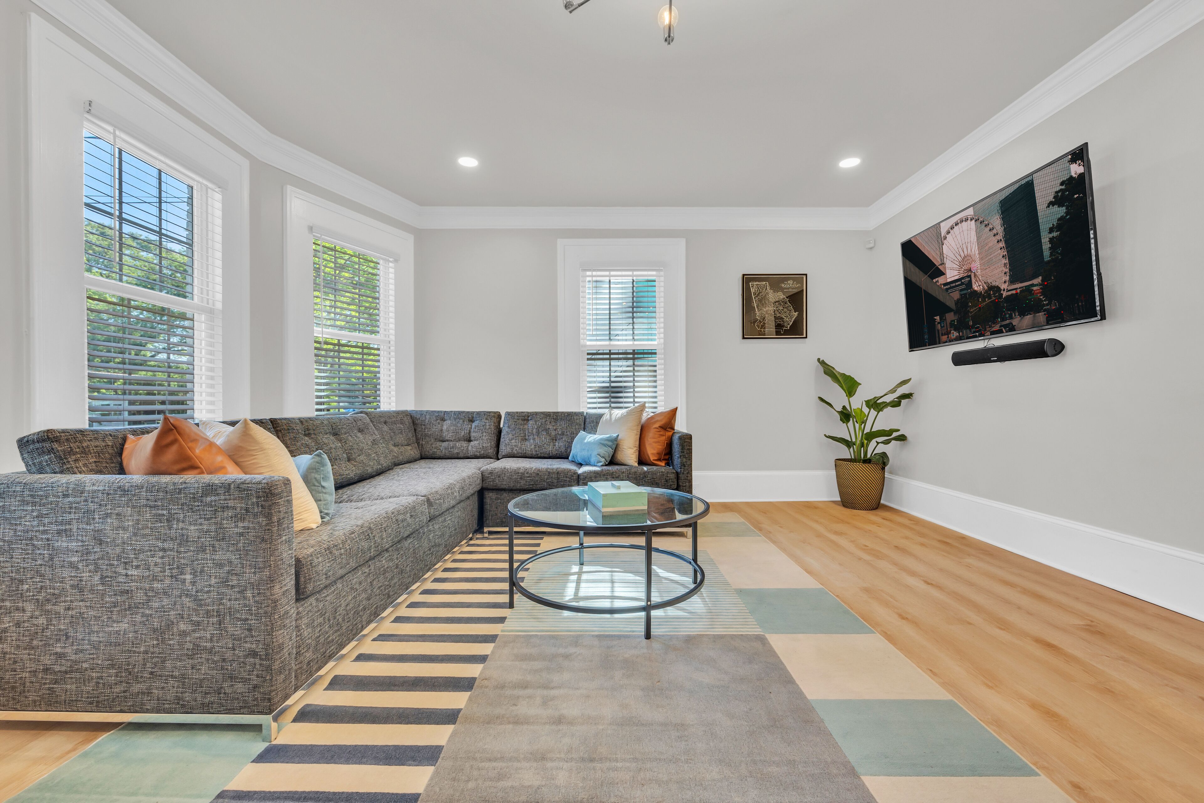 Entire Atlanta Airport Blungalow 