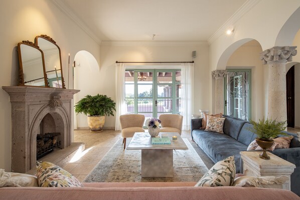 Luxury Villa | Living area