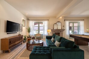 Luxury Villa | Living area