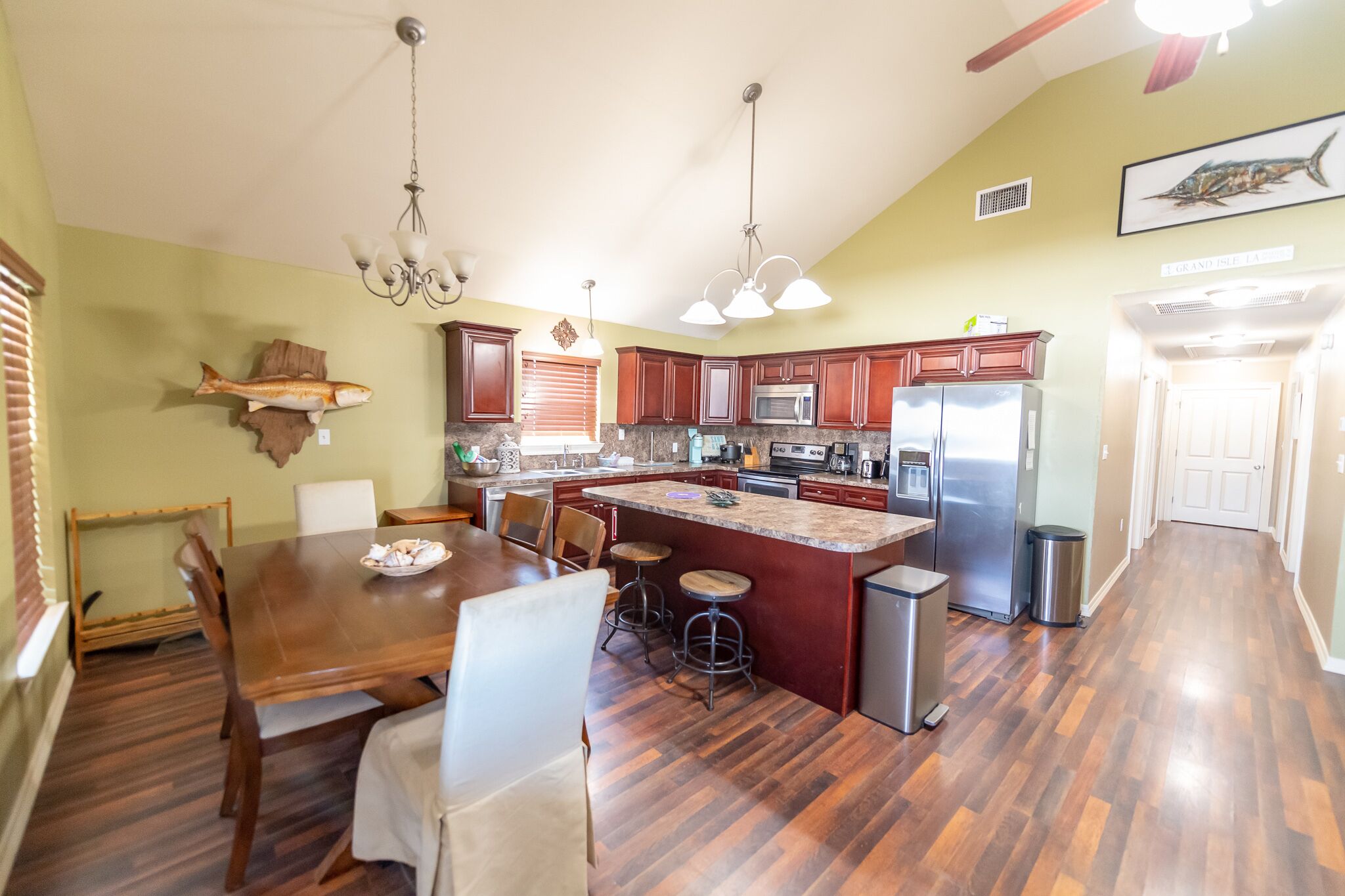 Bayview-- Waterfront with boat access Grand Isle