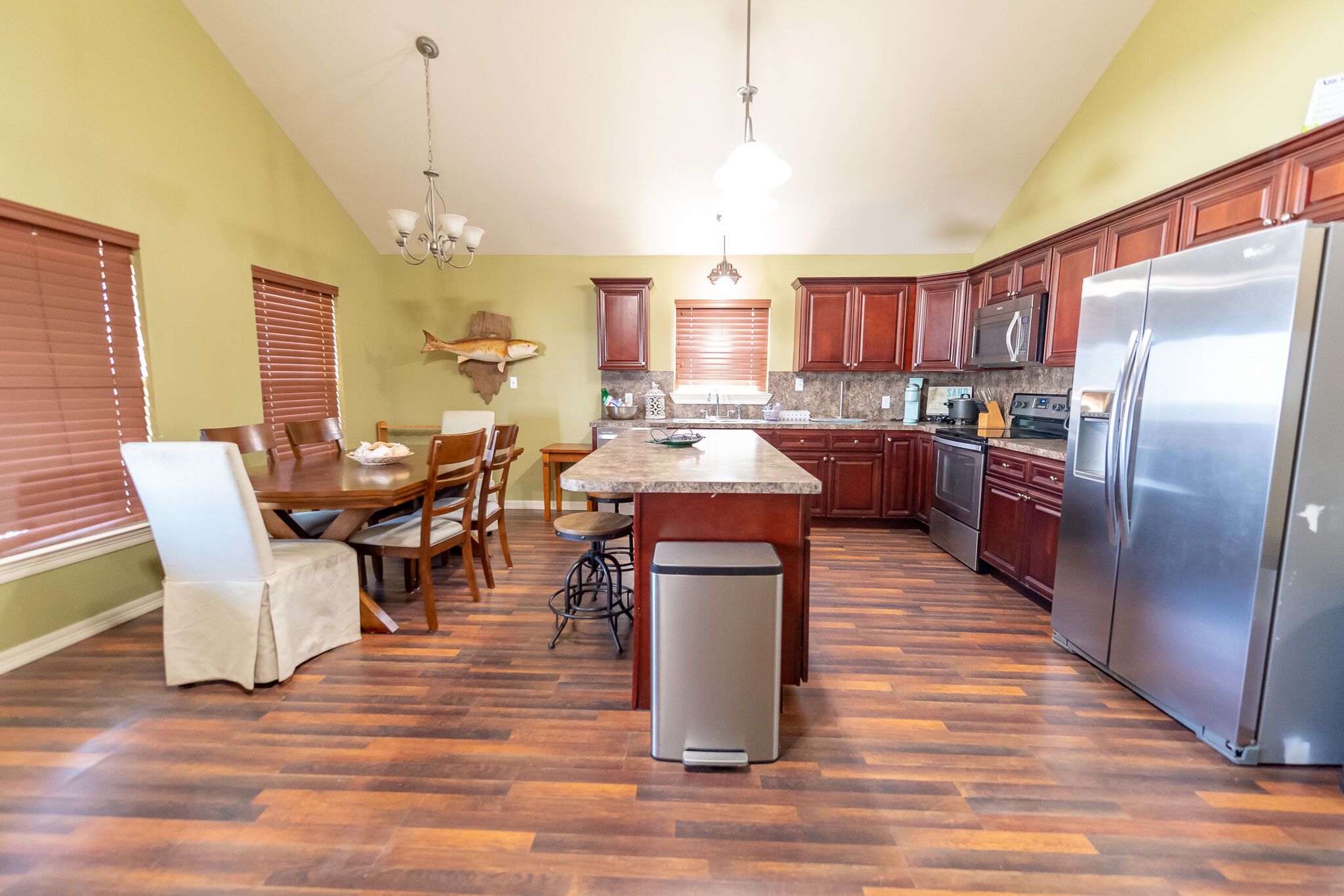 Bayview-- Waterfront with boat access Grand Isle