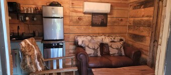 Lazy Bear Retreat by the Creek