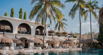 El Tropico Boutique Hotel