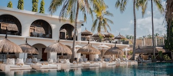 El Tropico Boutique Hotel