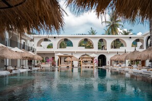 Pool - El Tropico Boutique Hotel (Kuta)