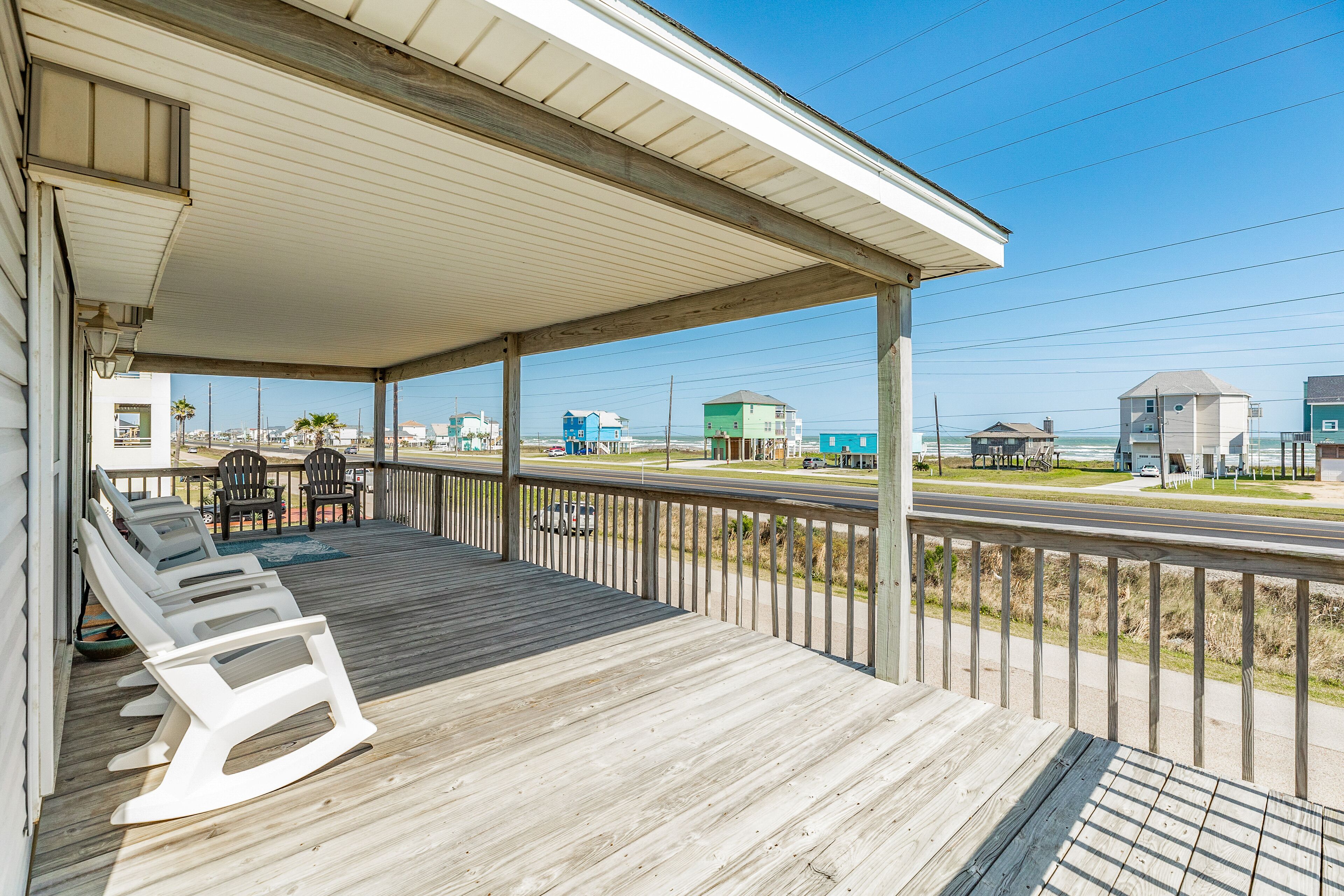 Waterview home steps from the beach central AC, washer\/dryer