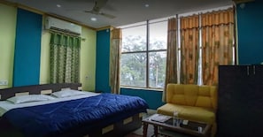 Habitación doble Deluxe | Wifi gratis y ropa de cama