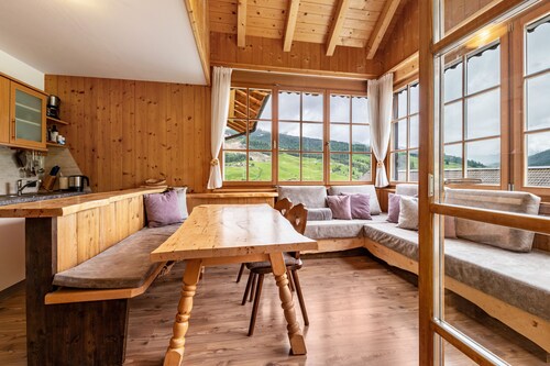 Apartment 'Paracia Pec' with Access to Ski Slopes, Mountain View, Balcony & Wi-Fi