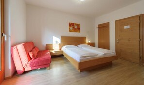 1 Schlafzimmer, kostenloses WLAN, Bettwäsche