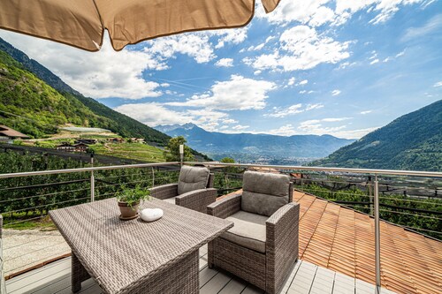 Rasnerhof - Ferienwohnung Tschigat mit Bergblick, Balkon und WLAN