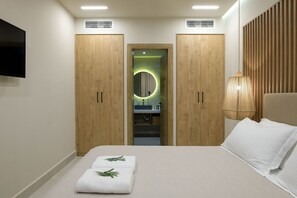 3 bedrooms, travel cot, free WiFi