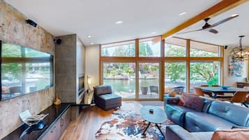 Televisión y impresora