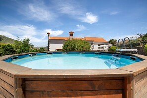 Pool - Vacation Home "Casa Lucas" with Mountain View, Pool, Wi-Fi, Garden & Terrace (Vega de San Mateo)